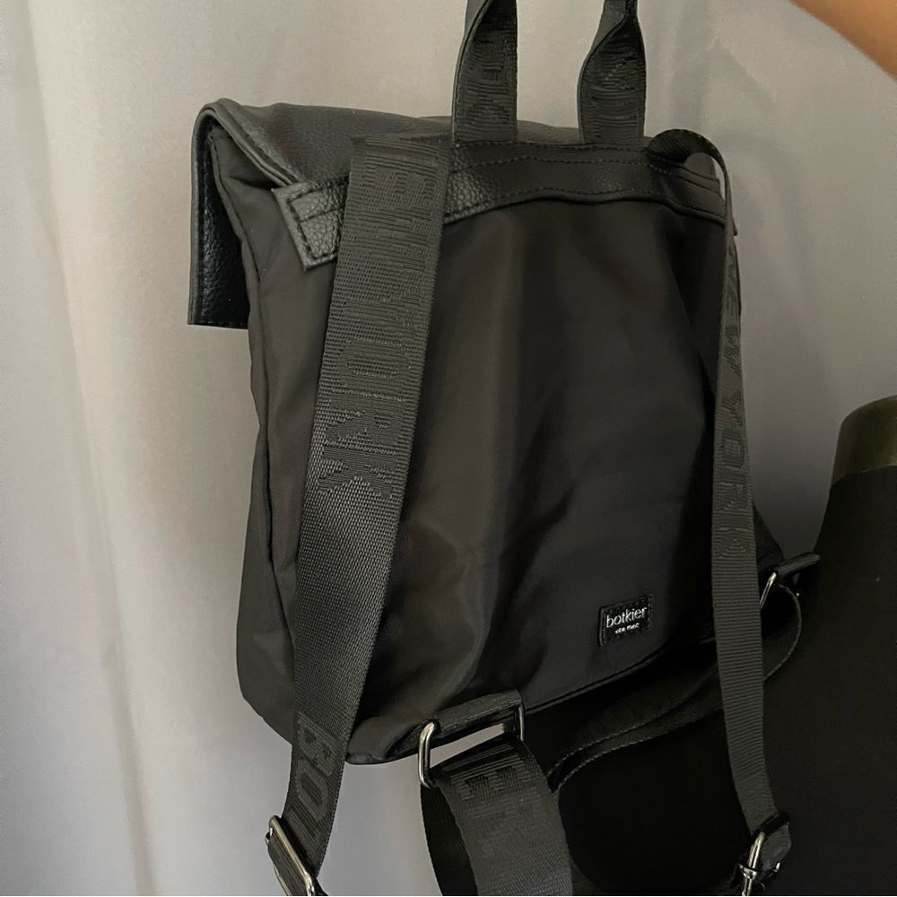 Botkier New York Black Mini Trigger Backpack - Picture 12 of 15